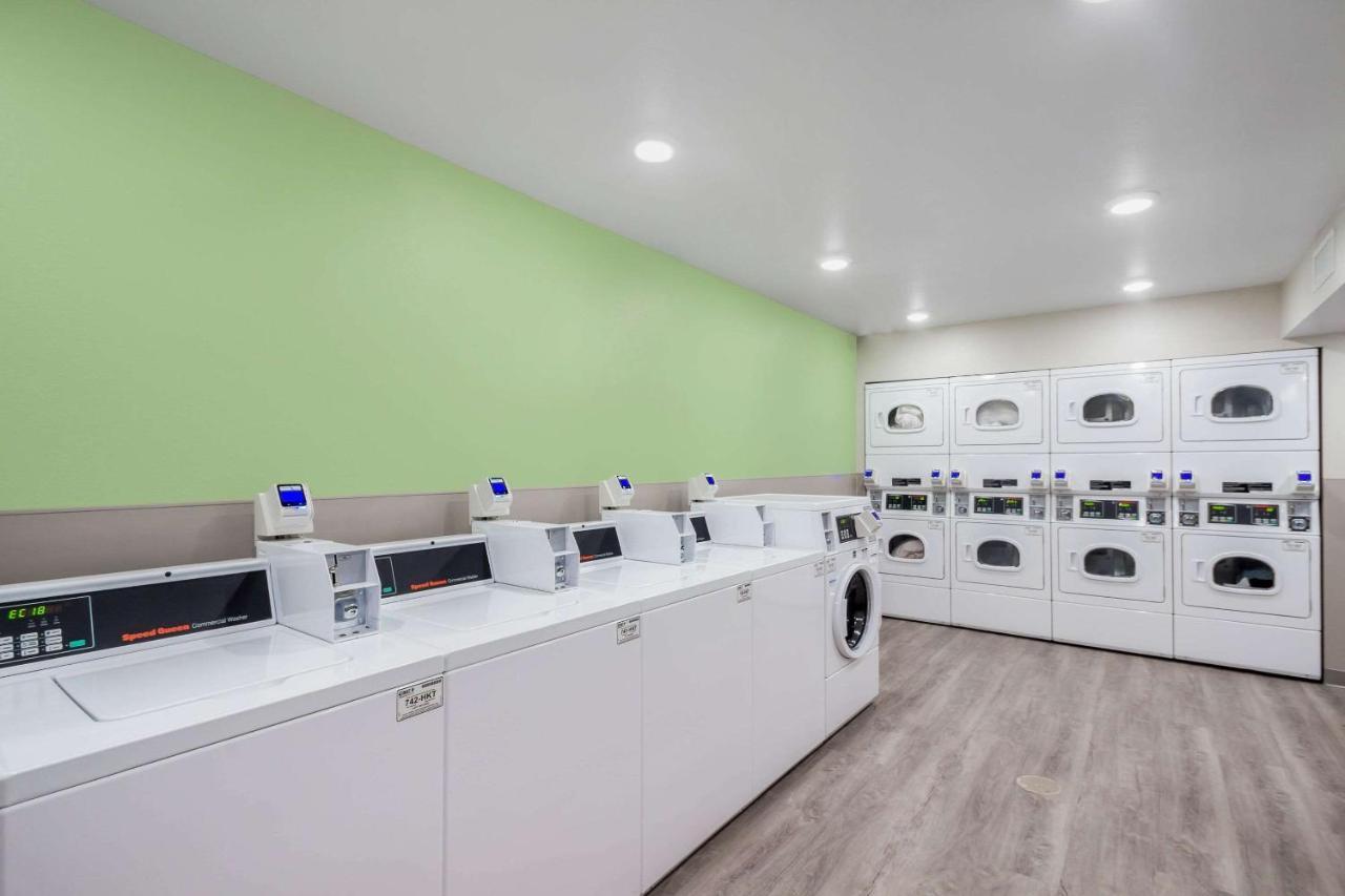 Woodspring Suites Chicago Addison Exteriér fotografie